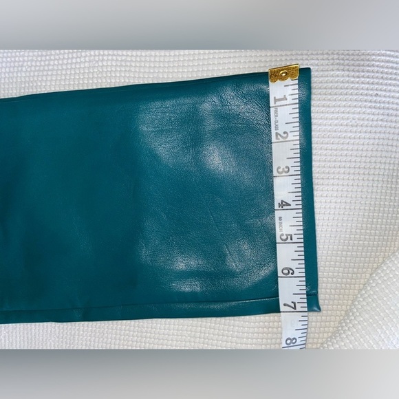 Women’s WILFRED Aritzia stretchy faux leather high waisted green pants size 2 - Picture 7 of 15